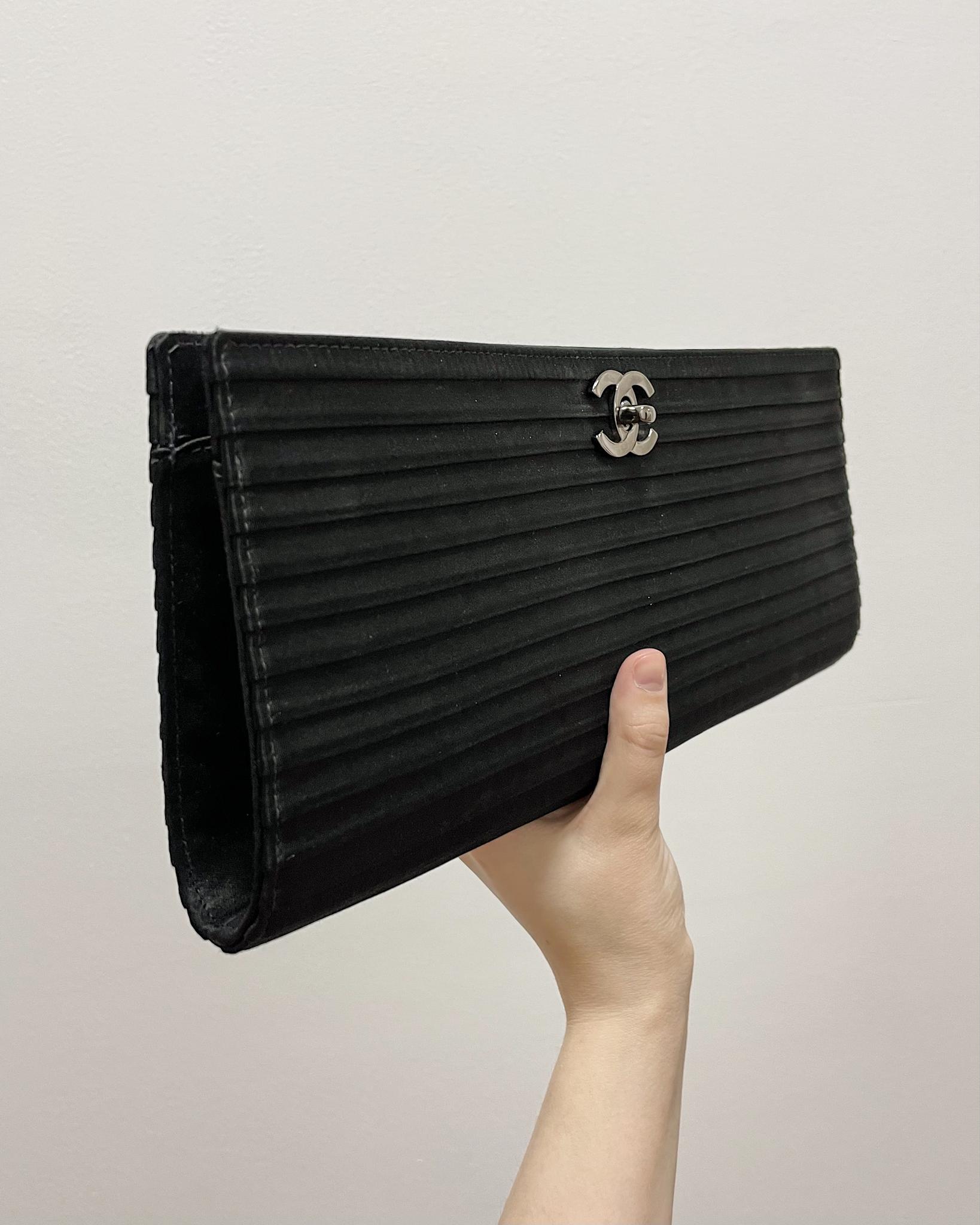 Женские квадратные сумки Chanel