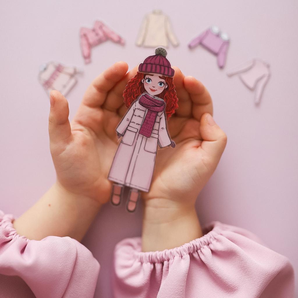 Шкаф для куклы - обязательная игрушка для девочек