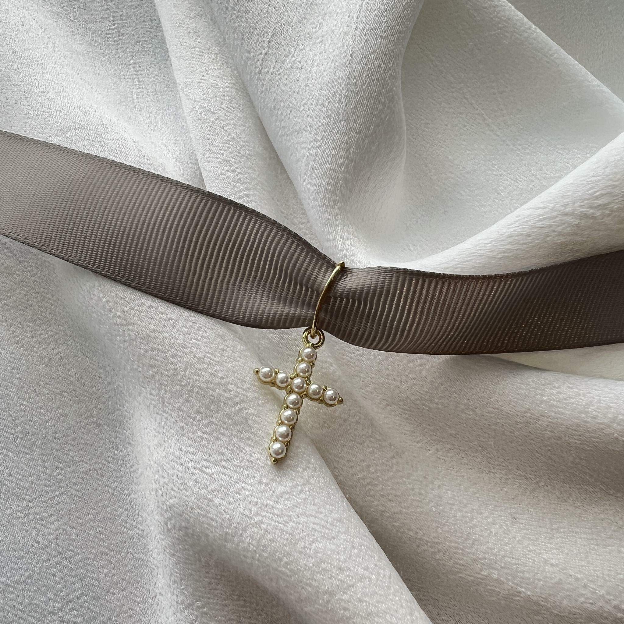 "CROSS"
