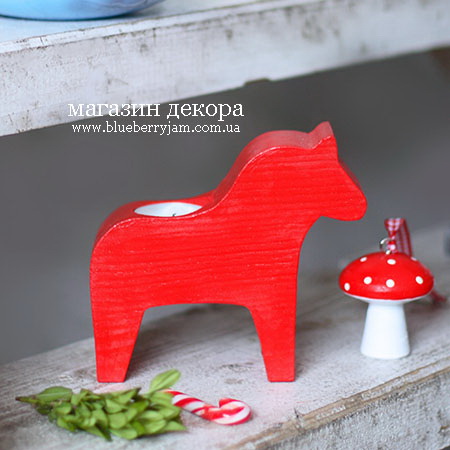 Підсвічник дерев'яний "Коника Dala" червоний DreamWood
