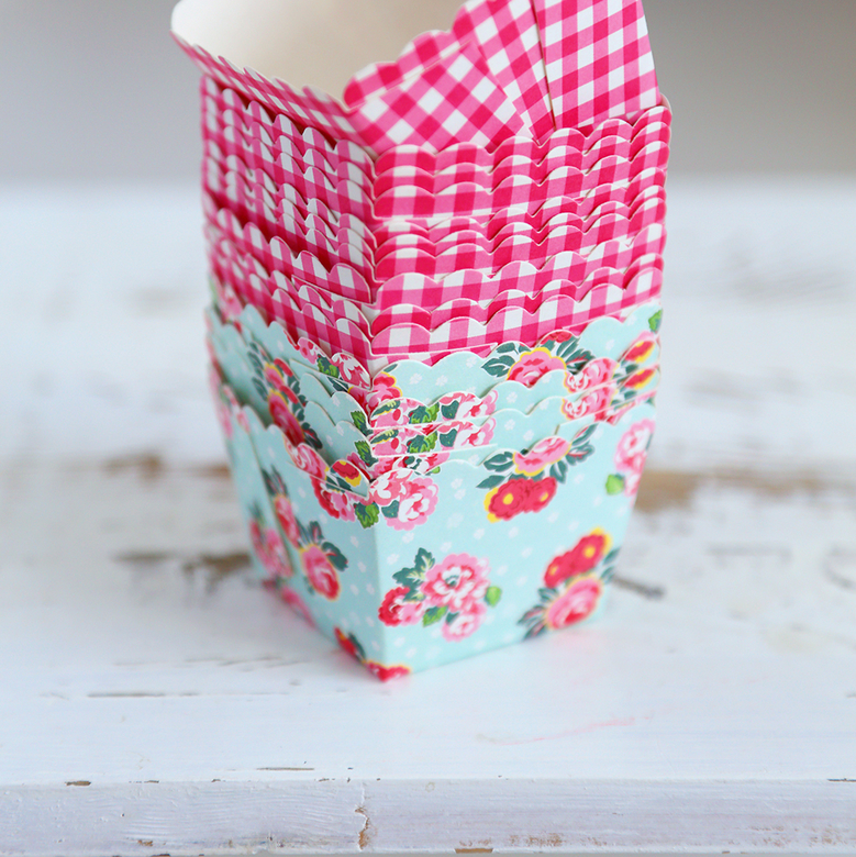 Формочки для кексов усиленные в розочки 10шт.