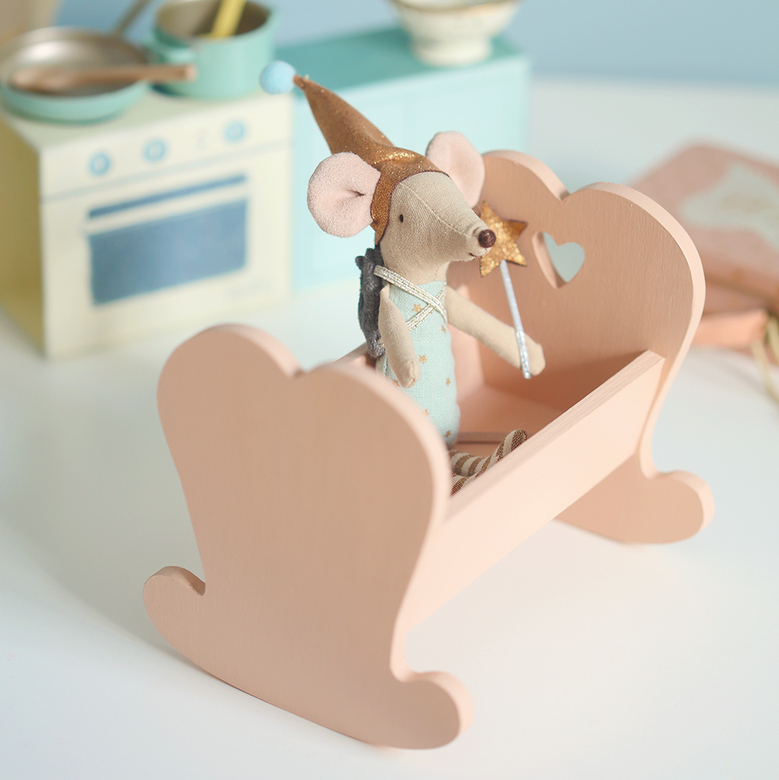 Ліжечко/колиска дерев'яна з сердечком 14см DreamWood