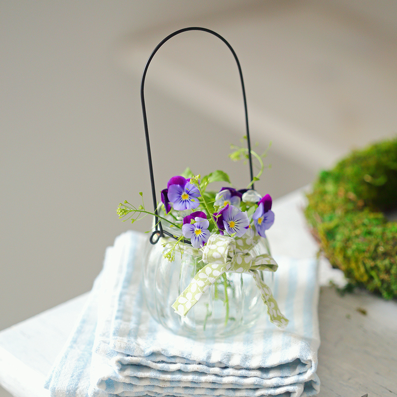 Фонарик-баночка с металлической ручкой