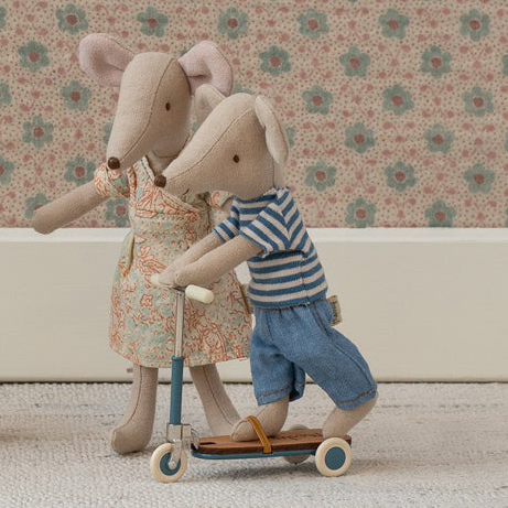 Самокат 8см м'ятний Maileg