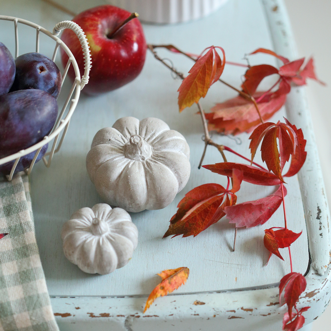 Гарбуз 7см декоративний із бетону Storefactory