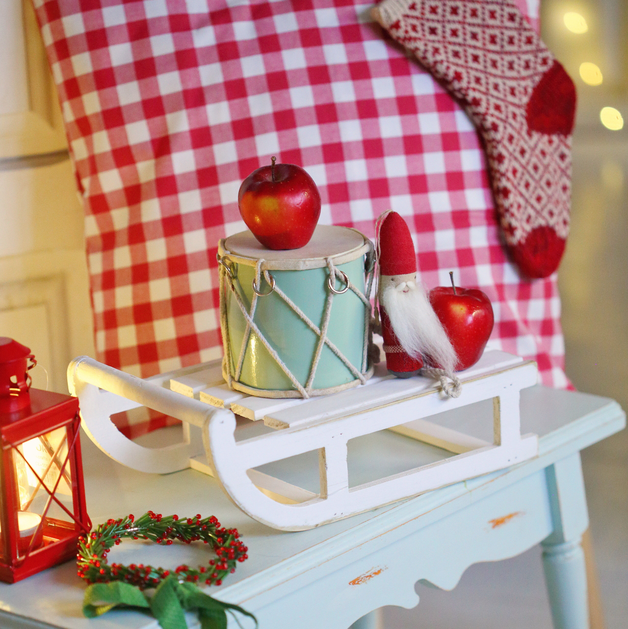 Санки 30см дерев'яні білі Canea