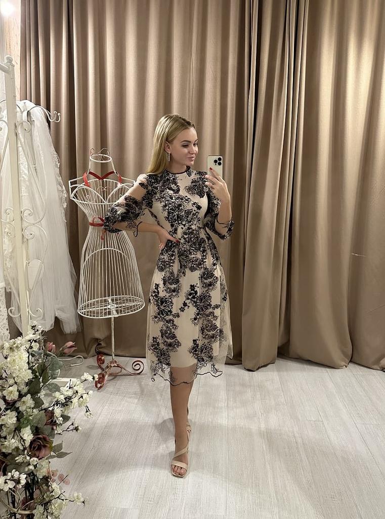 Вечерние платья · купить красивый вечерний наряд на свадьбу в салоне-шоуруме · Санкт-Петербург