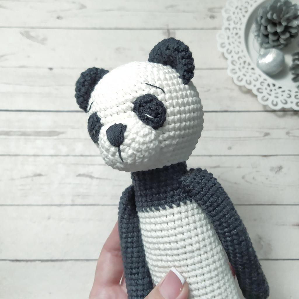 Схема вязания милой панды крючком