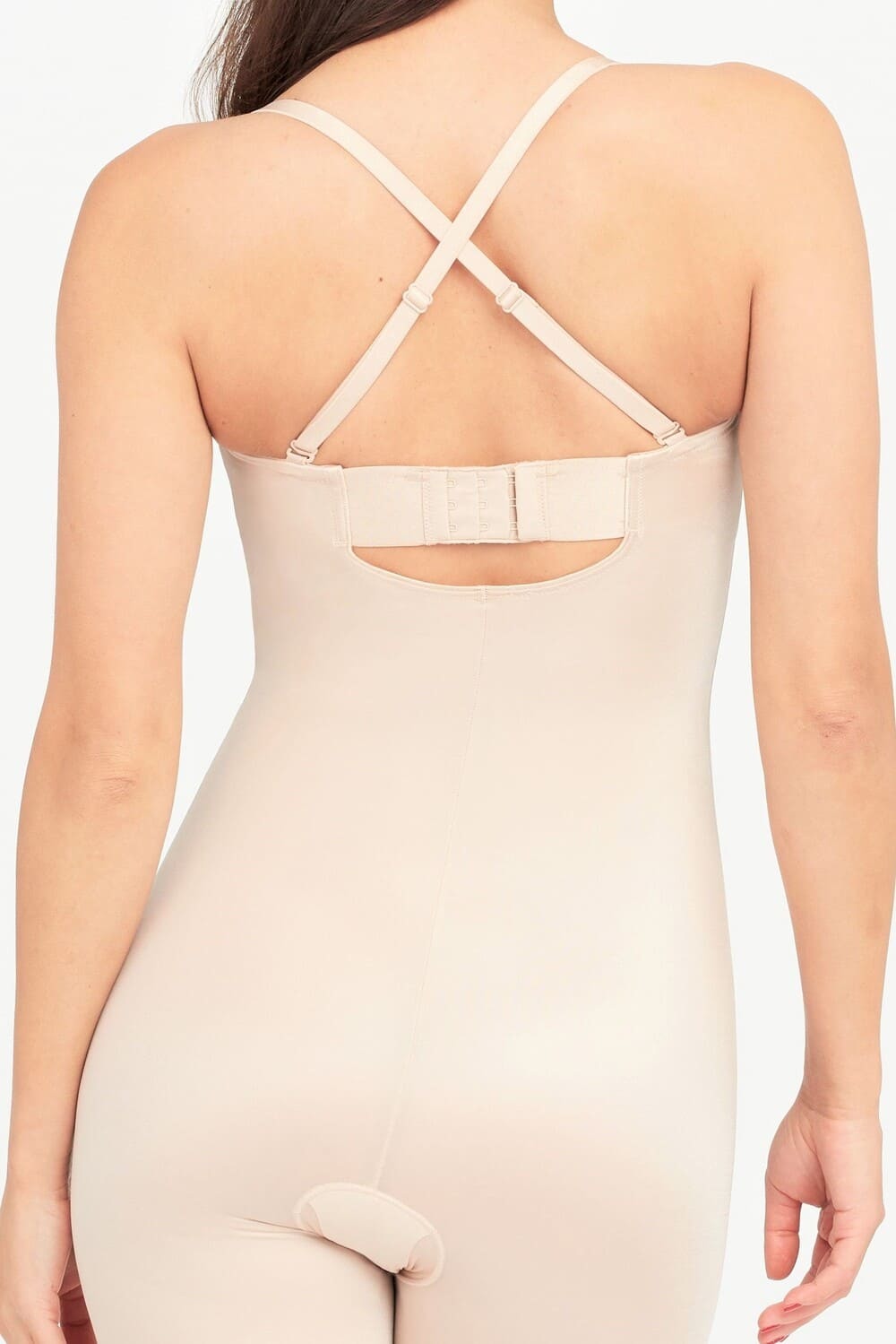 Белье > Корректирующий комбинезон с чашечками SPANX Suit Your Fancy  Strapless Cupped Mid-Thigh Bodysuit 10156R купить в интернет-магазине