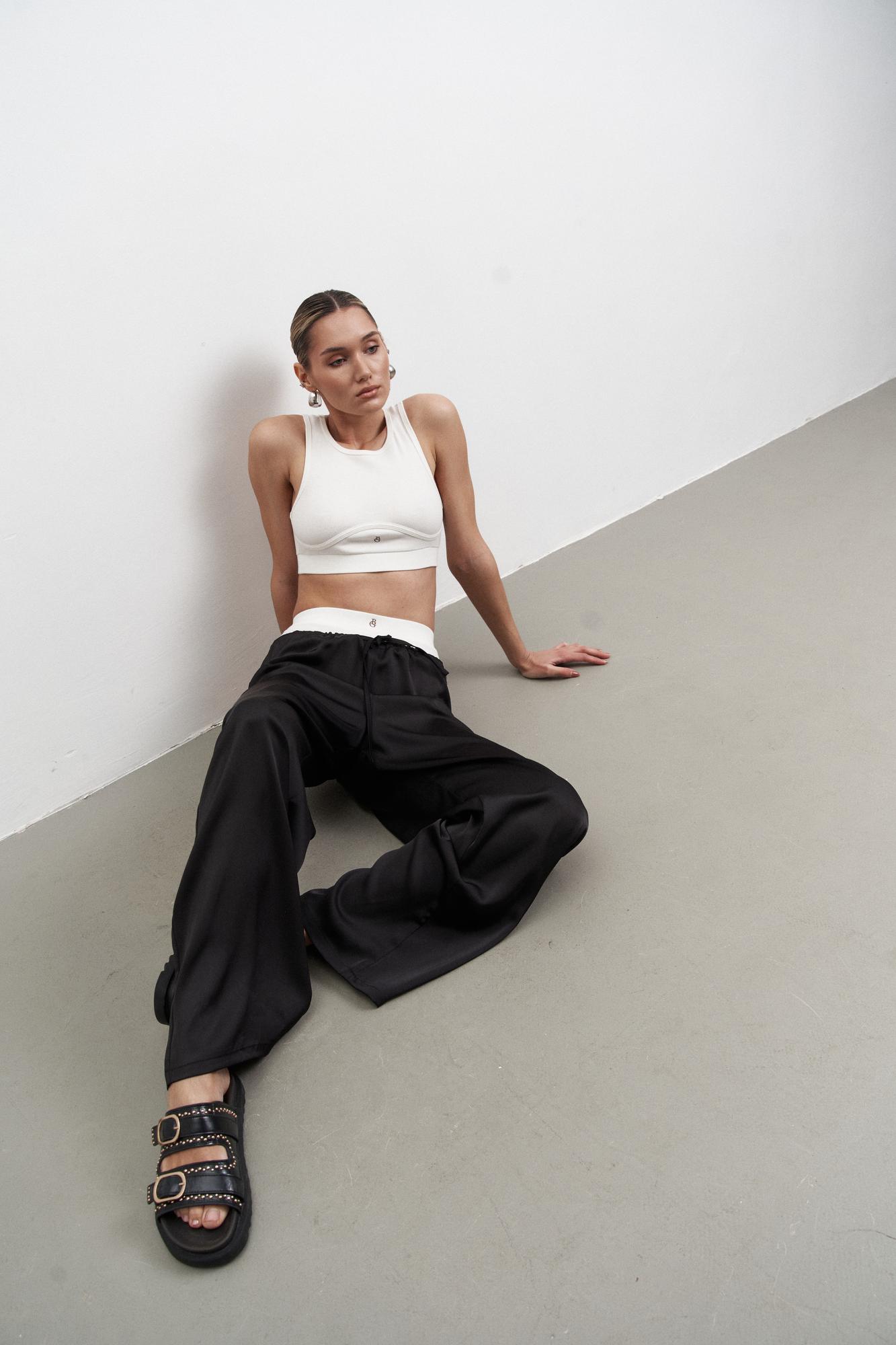 Вільні сатинові штани