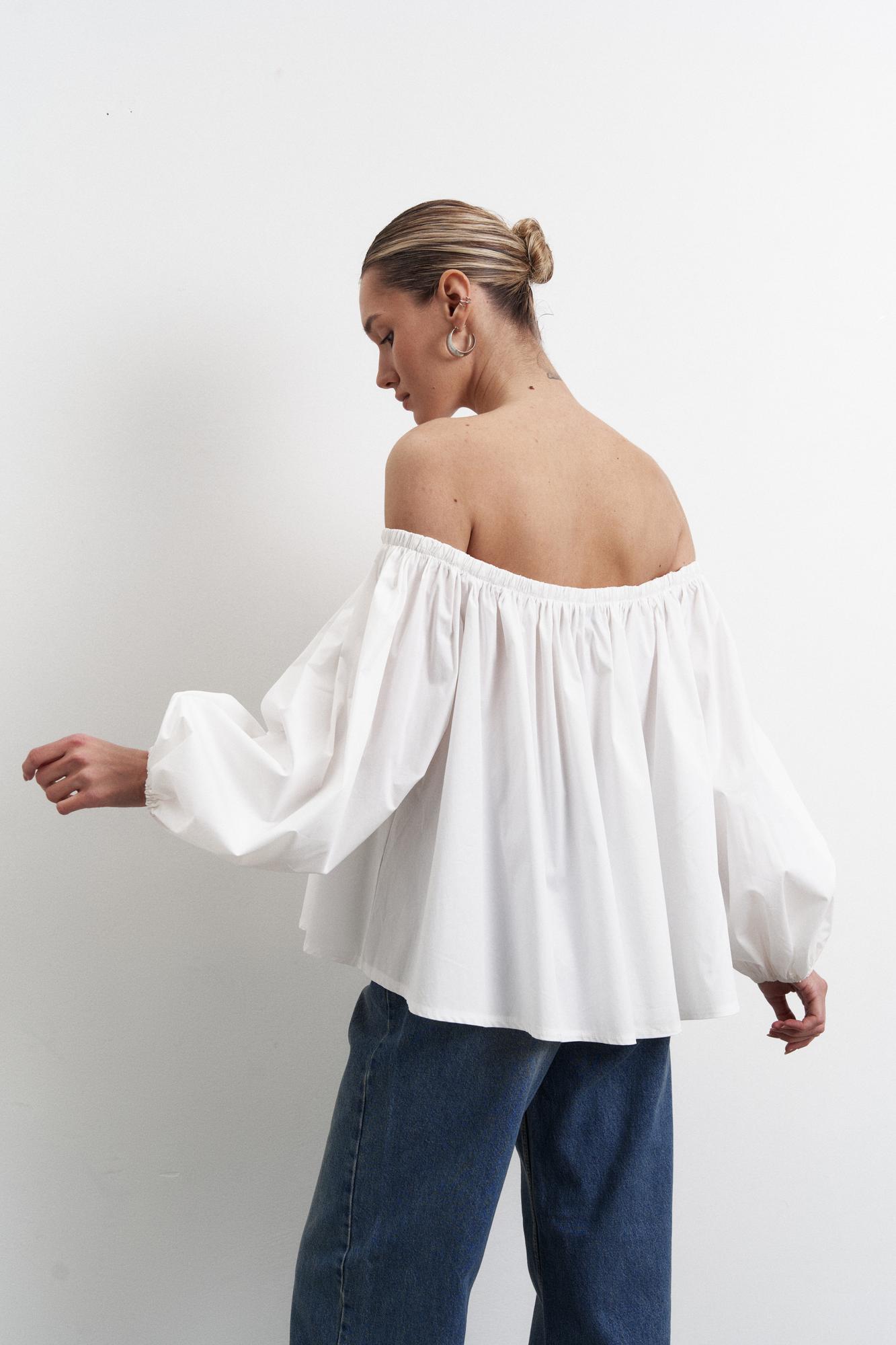 Об'ємна блузка буф