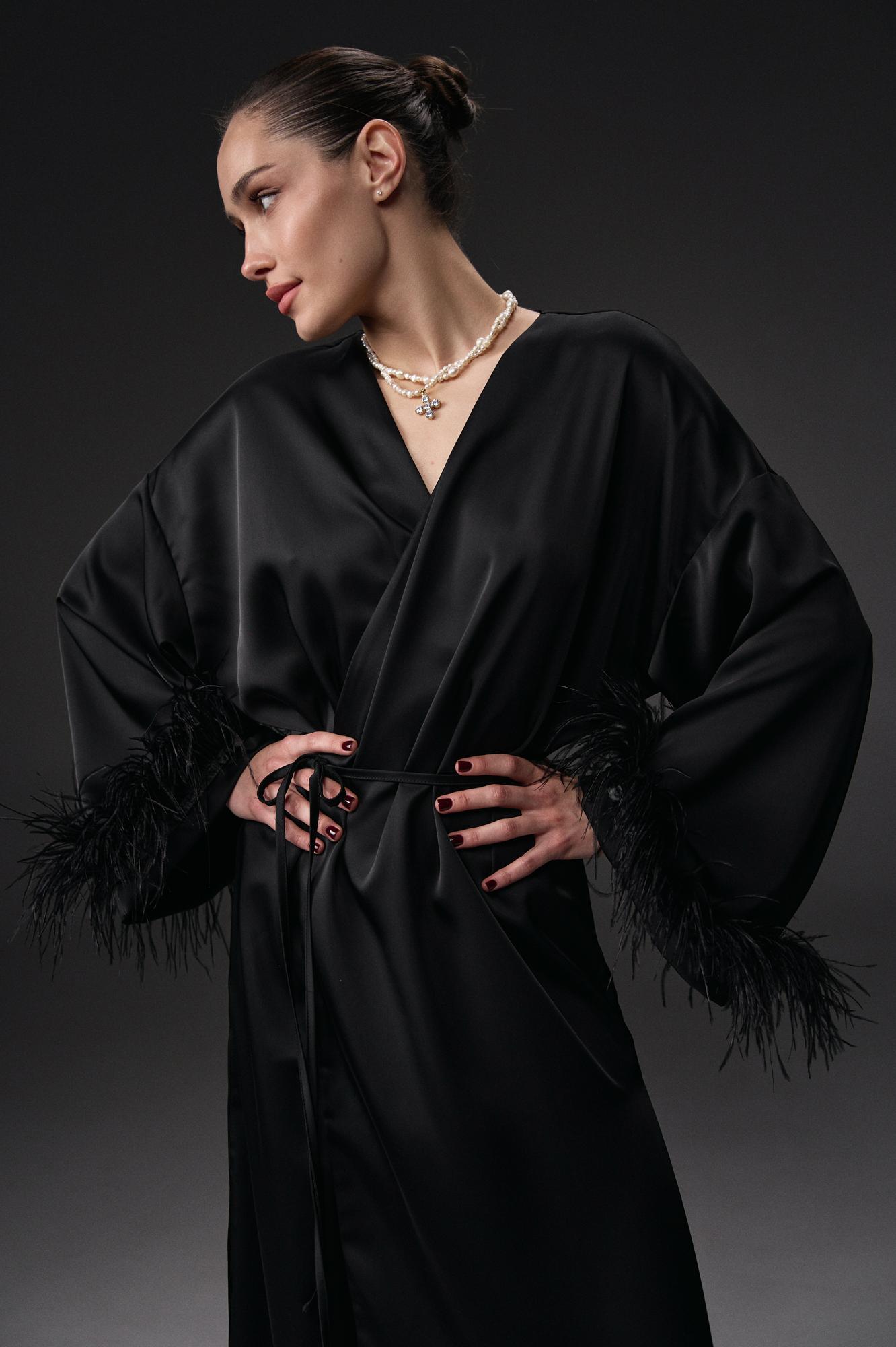 Кімоно з пір'ям