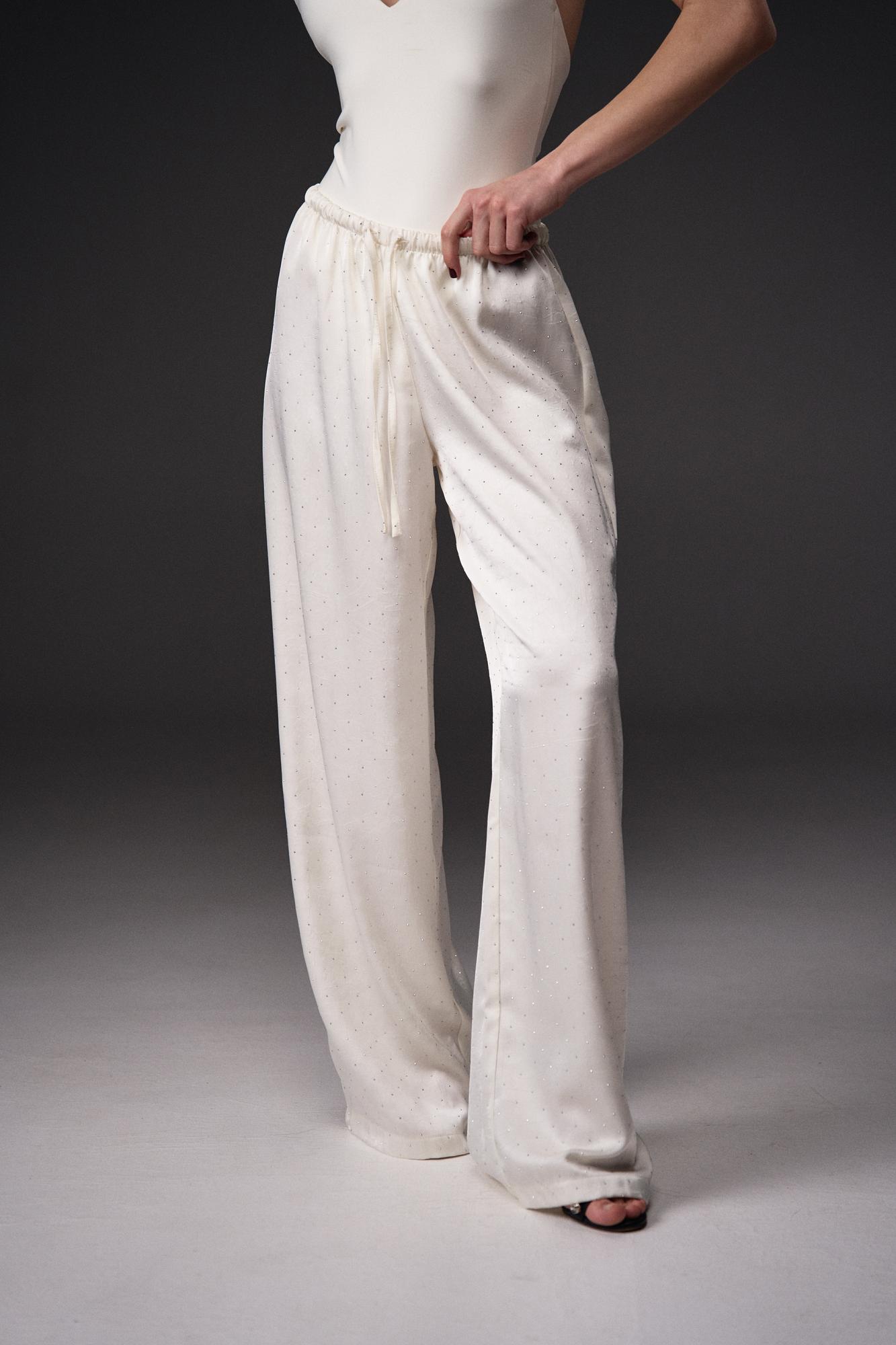 Вільні сатинові штани зі стразами