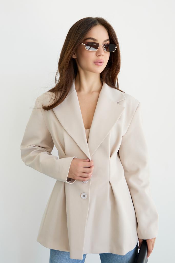 ПРИТАЛЕНИЙ ЖАКЕТ