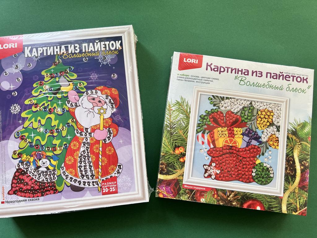 Картина из паеток