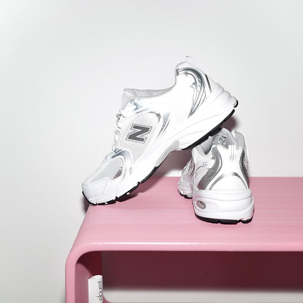 New balance store silver metallic