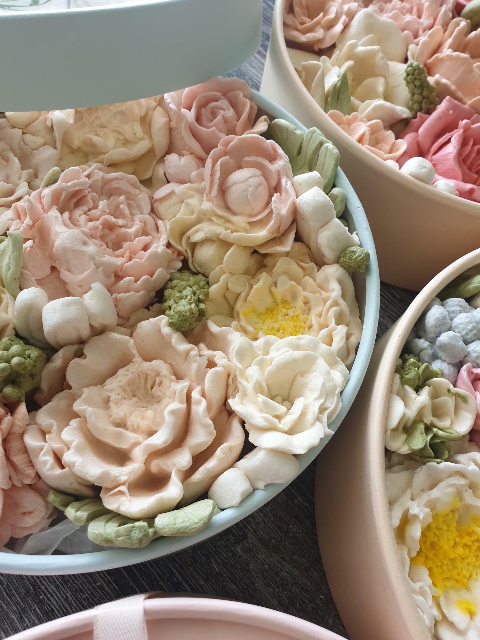 Хит! Зефирные цветы в шляпной коробке