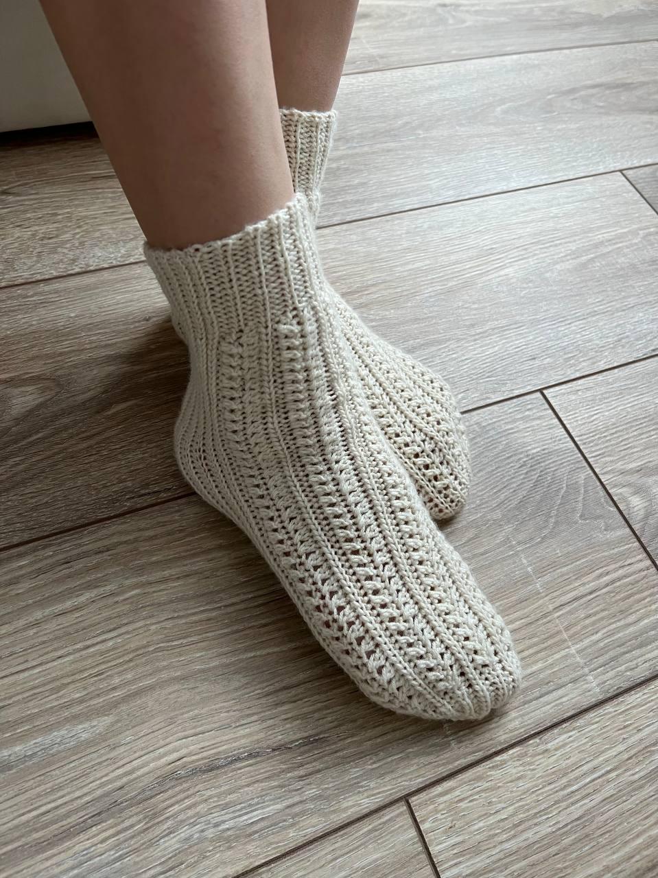 Носочки крючком женские