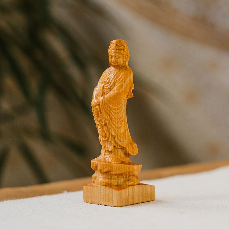 Фігурка дерев'яна Гуань Інь