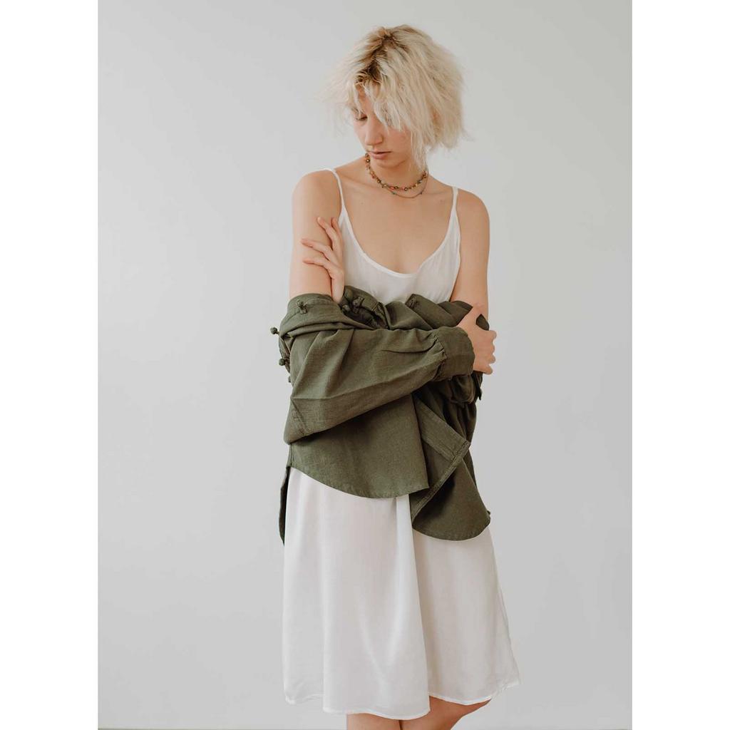 Біла сукня-комбінація на бретелях