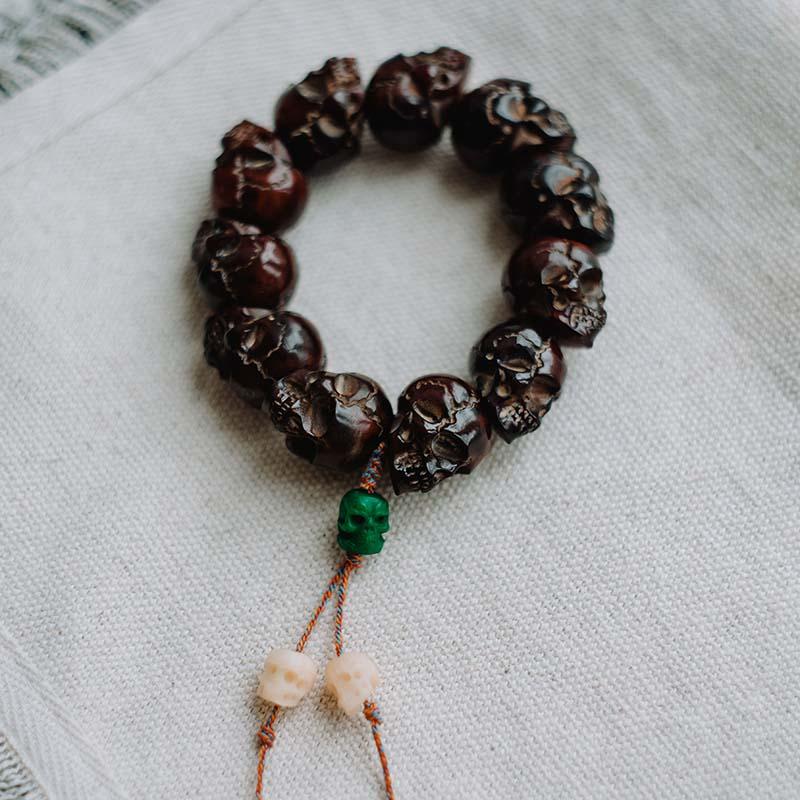 Браслет з черепами з рогу яка