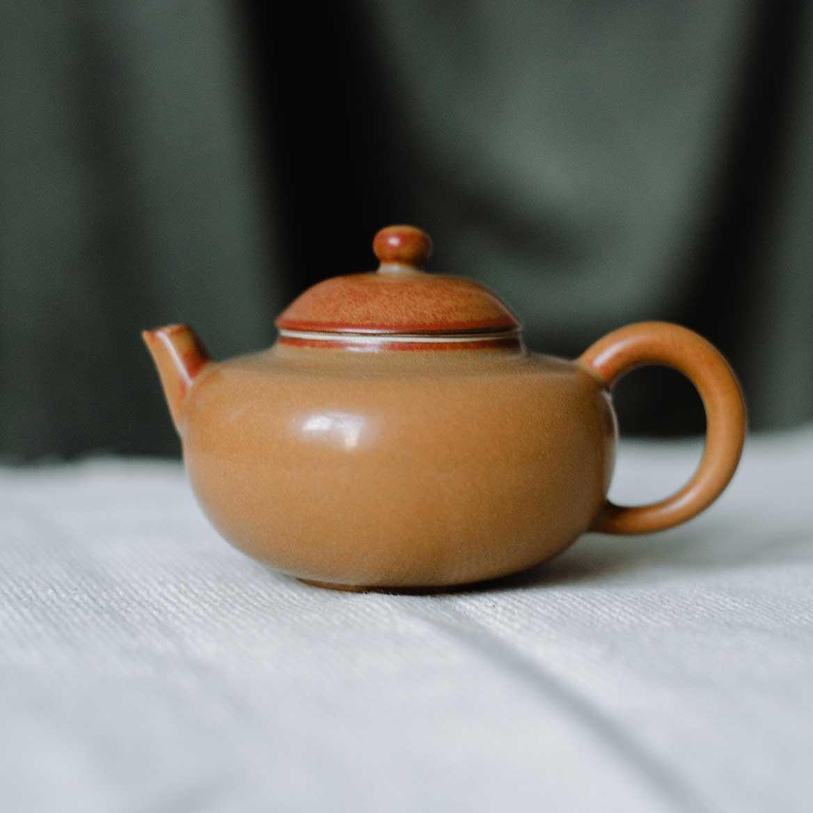 Фарфоровий чайник,  120 мл