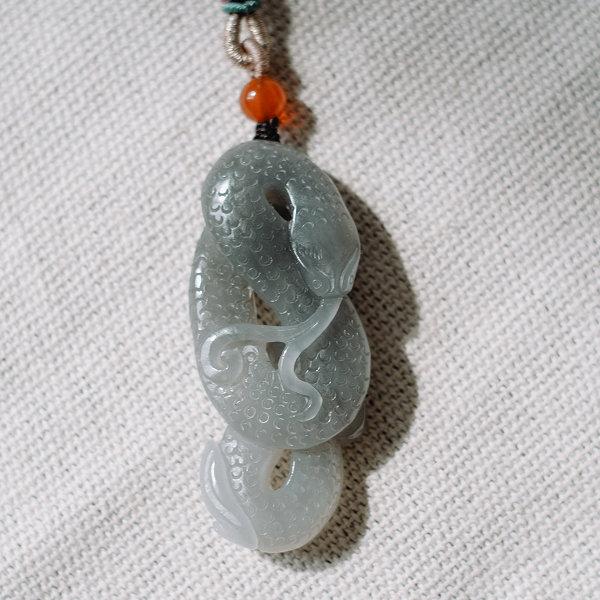 Нефритова змія (світло-блактна)