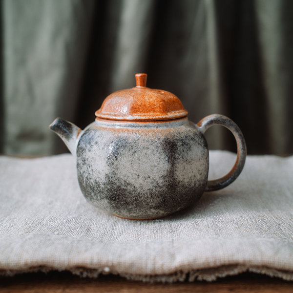 Фарфоровий чайник, 140 мл