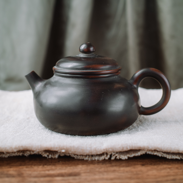 Чайник з глини Гуансі, 210 мл