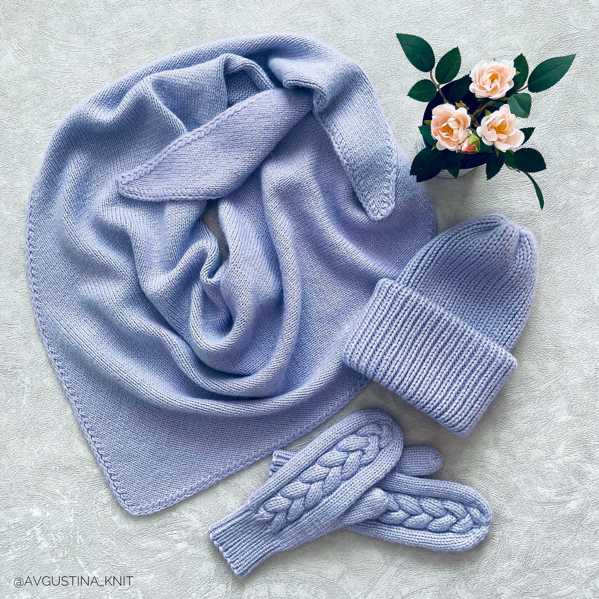 Вязание:Шапочки,шарфы и варежки вязанные на спицах