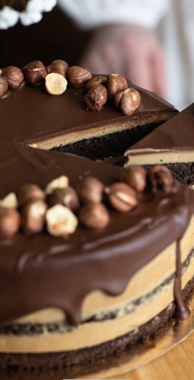 Шоколадно-фруктовый торт. Простой рецепт вкусного десерта