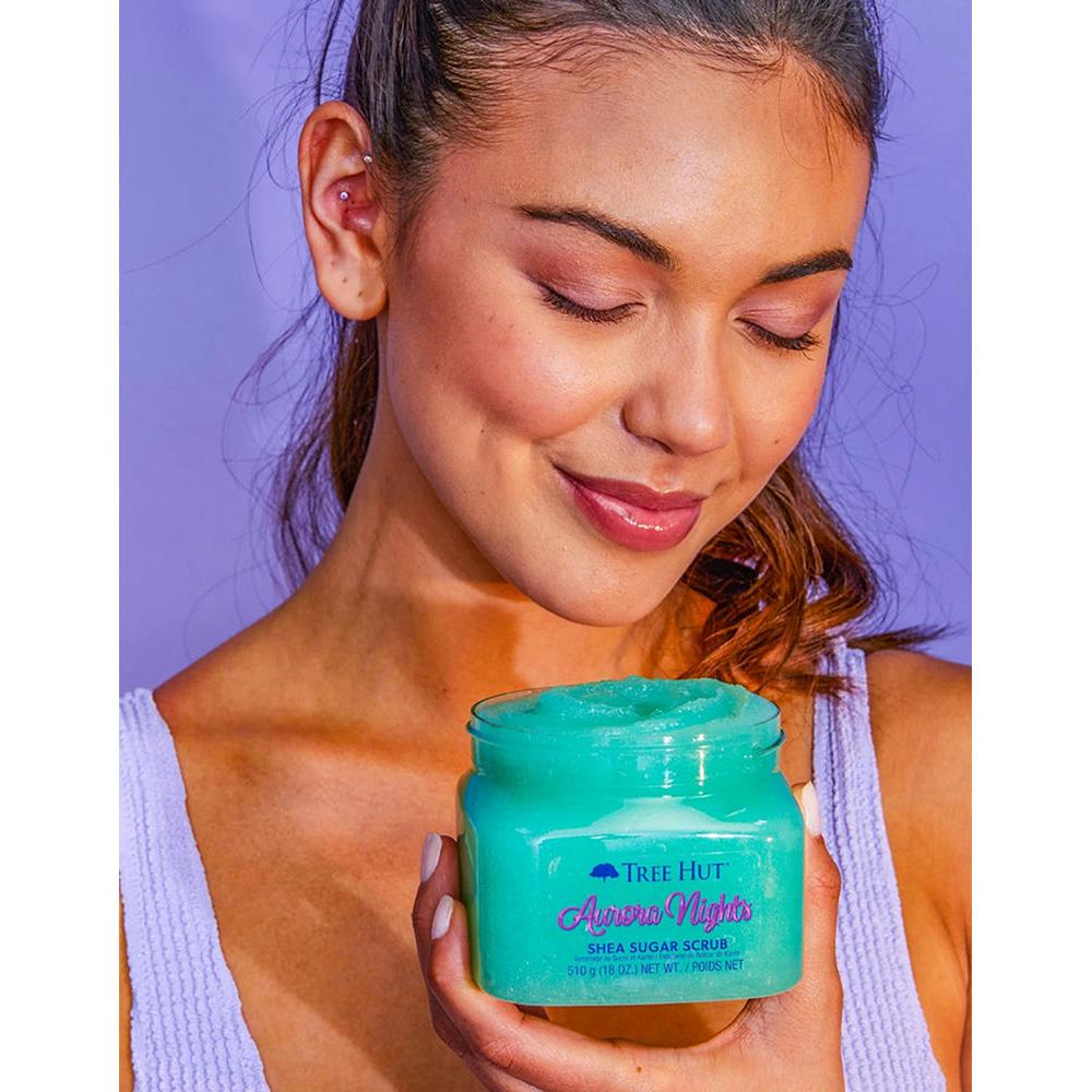 TREE HUT Aurora Nights Sugar Scrub – Цукровий скраб для тіла з ароматом теплих фісташок і підсмаженого зефіру
