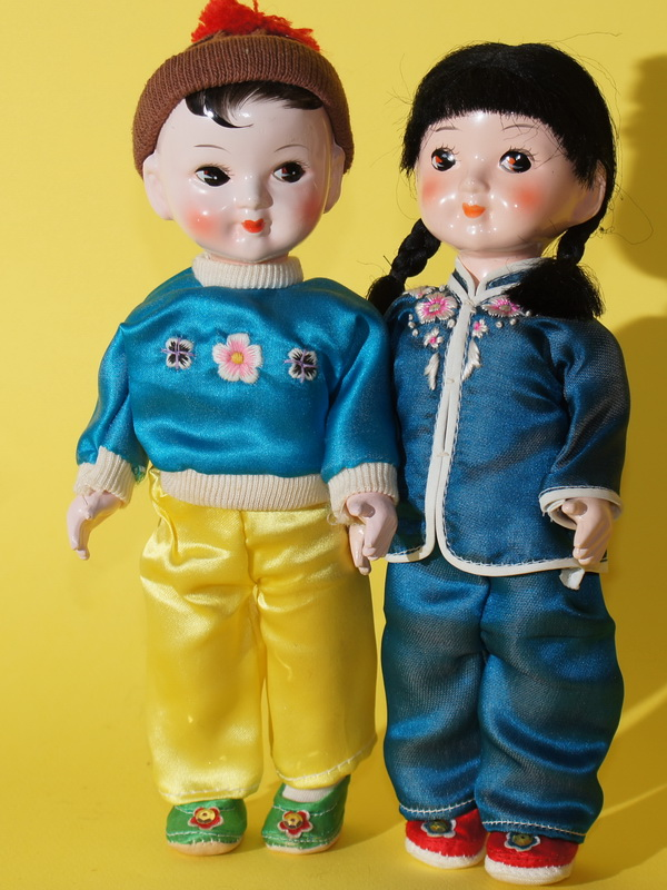 Пара кукол в китайских костюмах, 21 см (2009041)