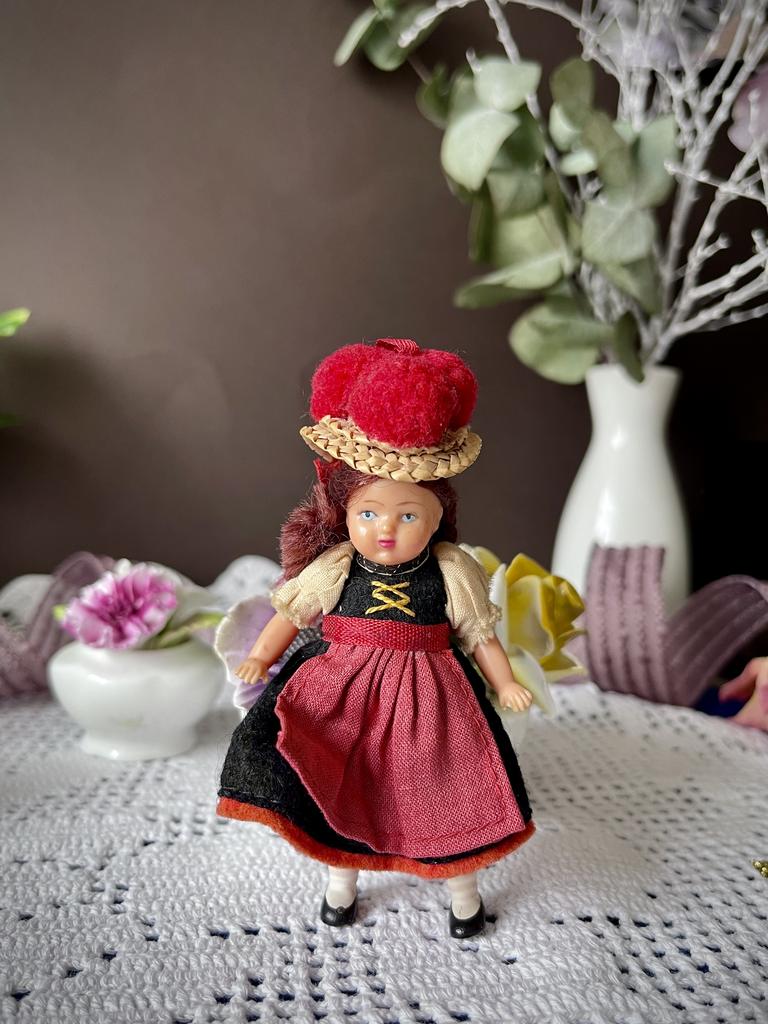 Старинная мини кукла Германия