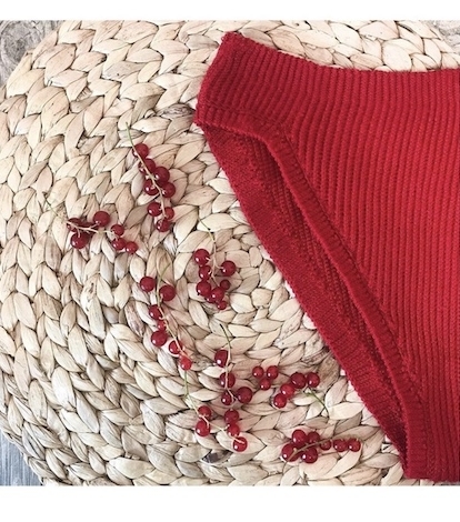 Прекрасная резинка для моделей Sezane + мастер-класс по вязанию пуловера Sezane в подарок