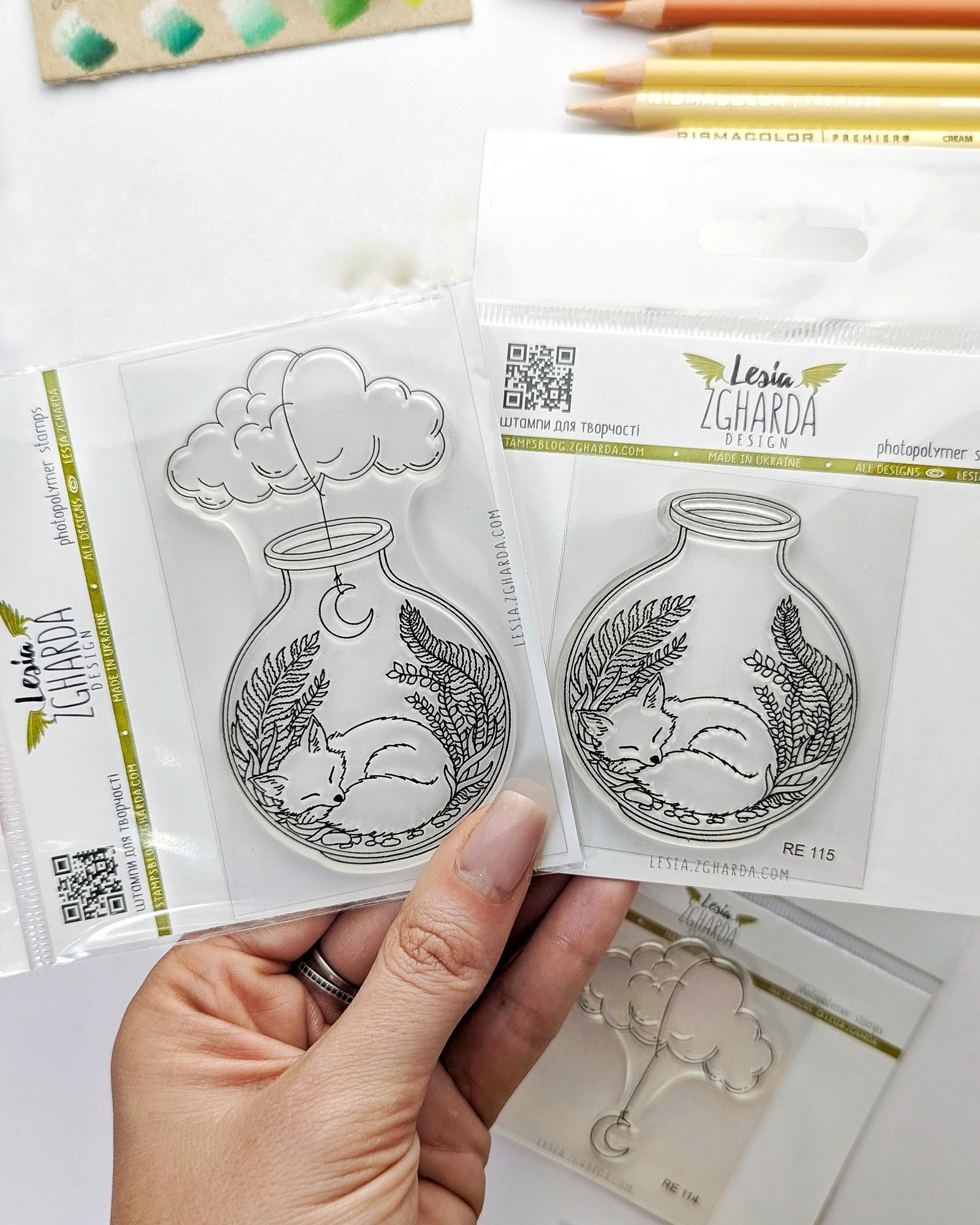 {RE115} Stamp "Fox in a Forest Jar"
