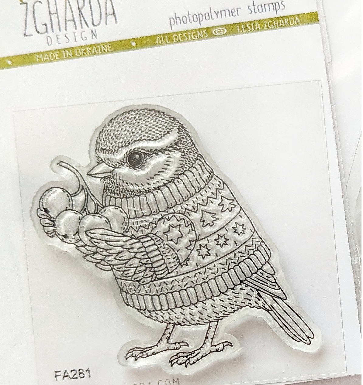 {FA281} Stamp  "Winter Tit Bird with Berries"