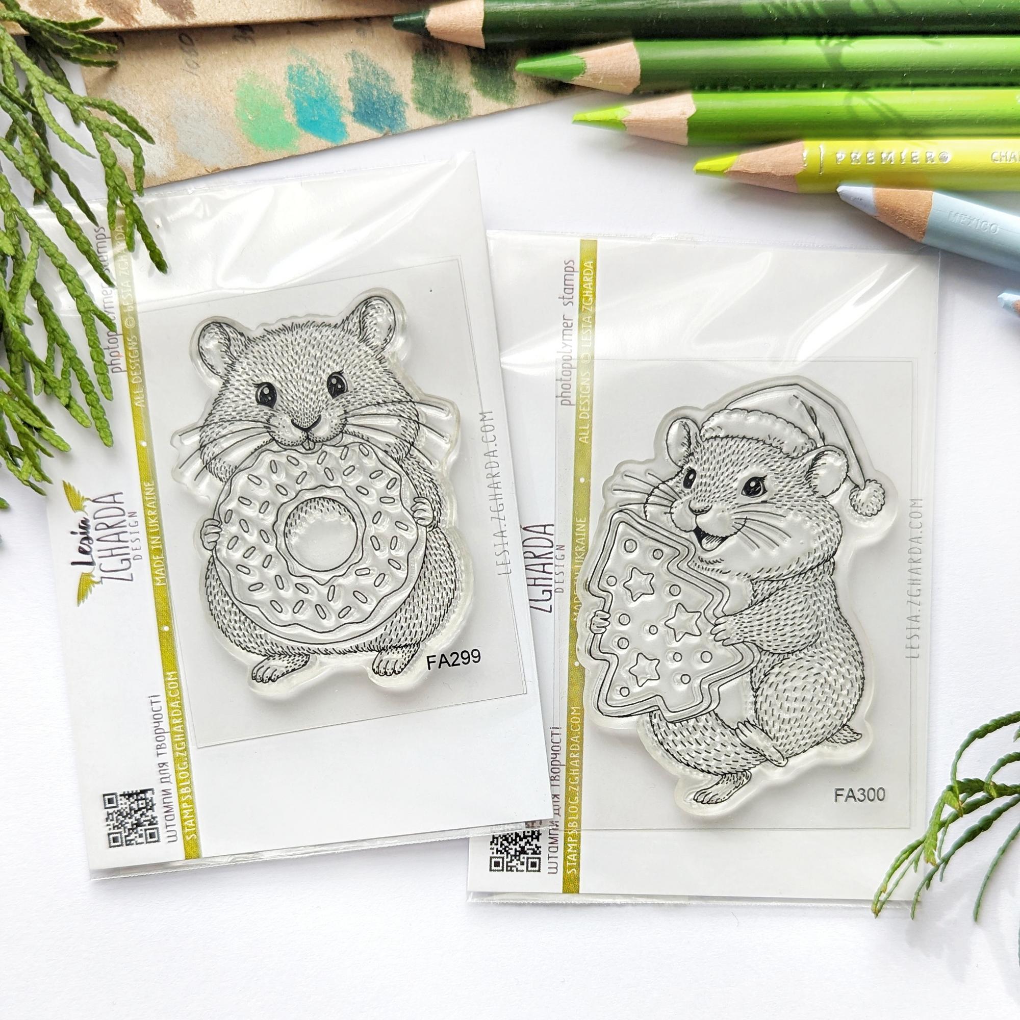 {FA300} Stamp "Santa Hamster With a Christmas Cookie"