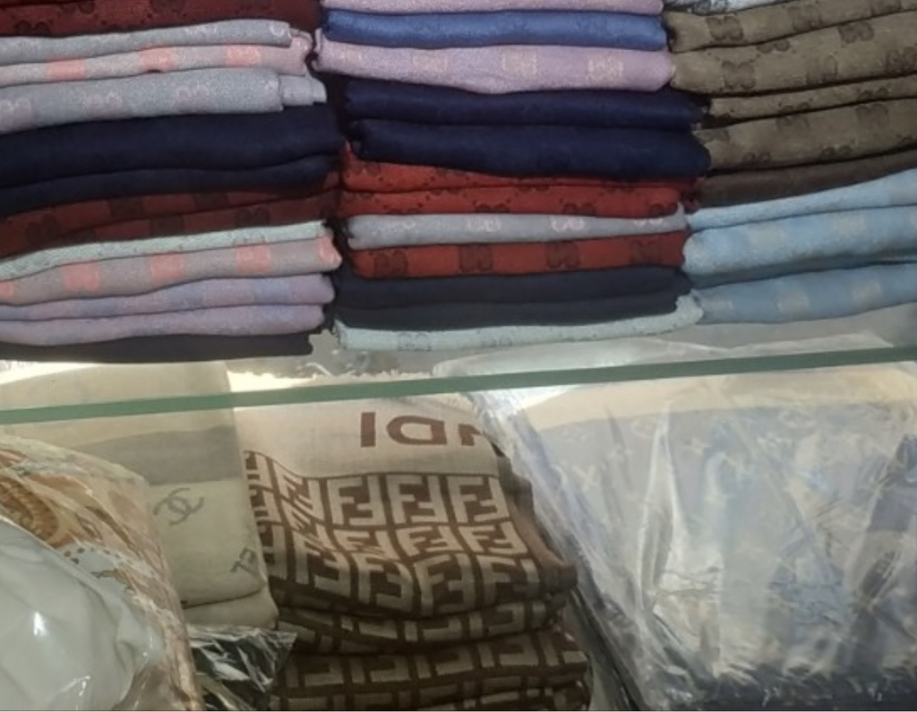 Шаль Fendi bronZ latte 51245