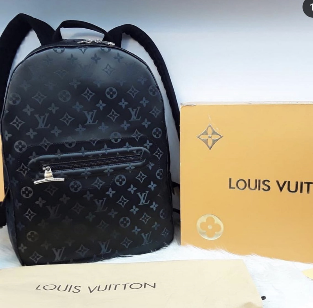 Рюкзак чёрный титаниум Lv black titanium 51177