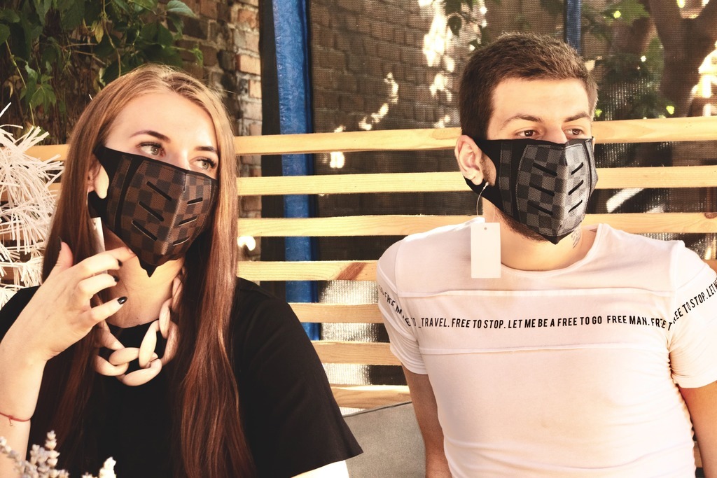 Маска Louis Vuitton 51162