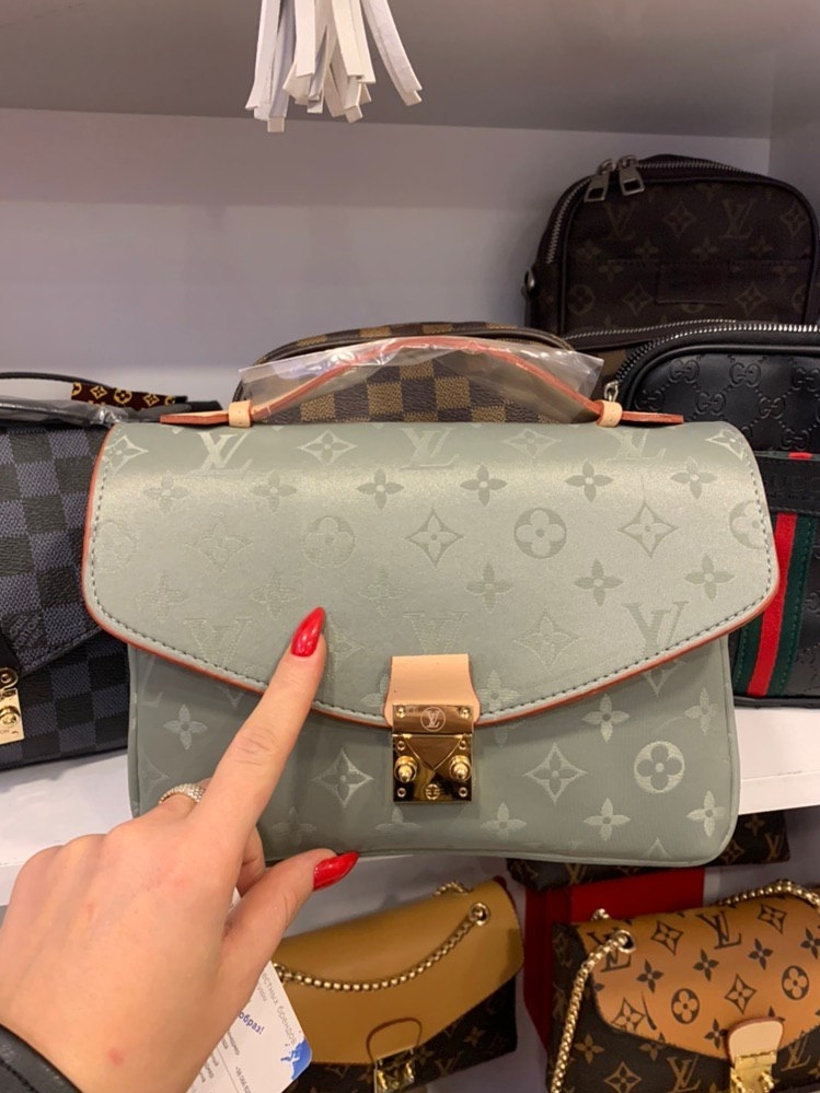 Клатч небольшой Луи Виттон