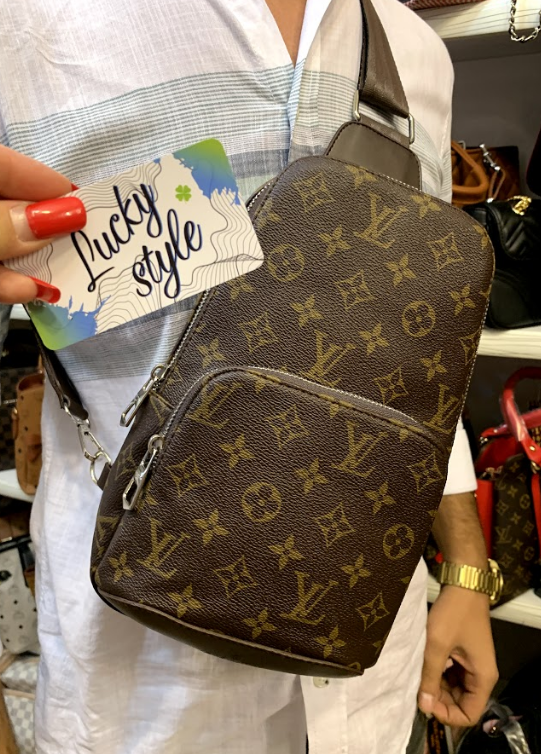 сумка через плечо мужская бананка louis vuitton