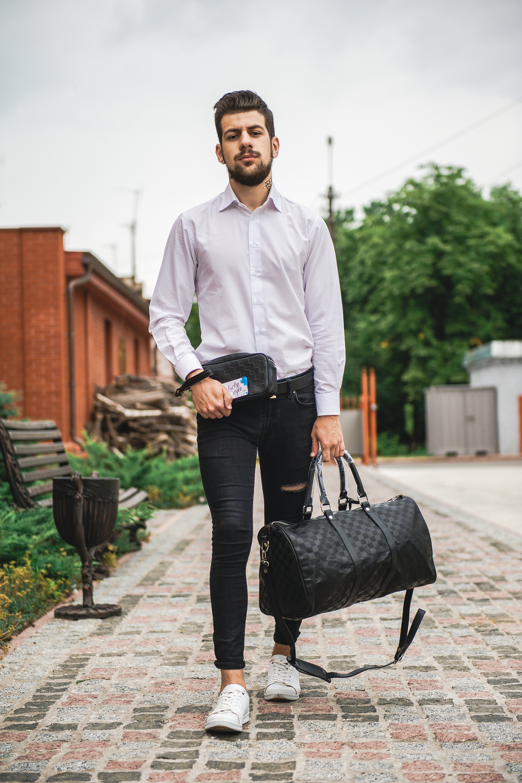 Черная мужская сумка Луи Виттон