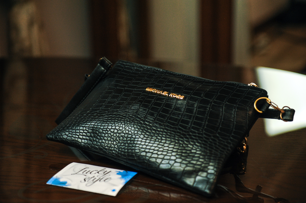 Michel Kors клатч вечерний черный