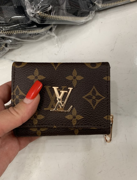 Мужское портмоне коричневый