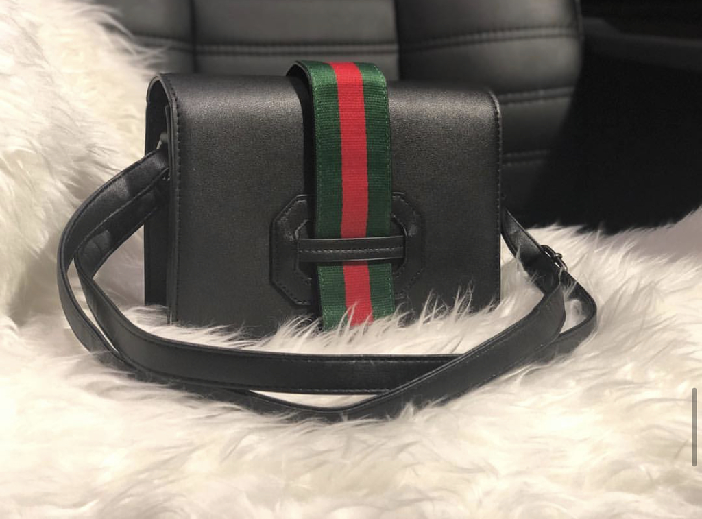 Gucci black 3106