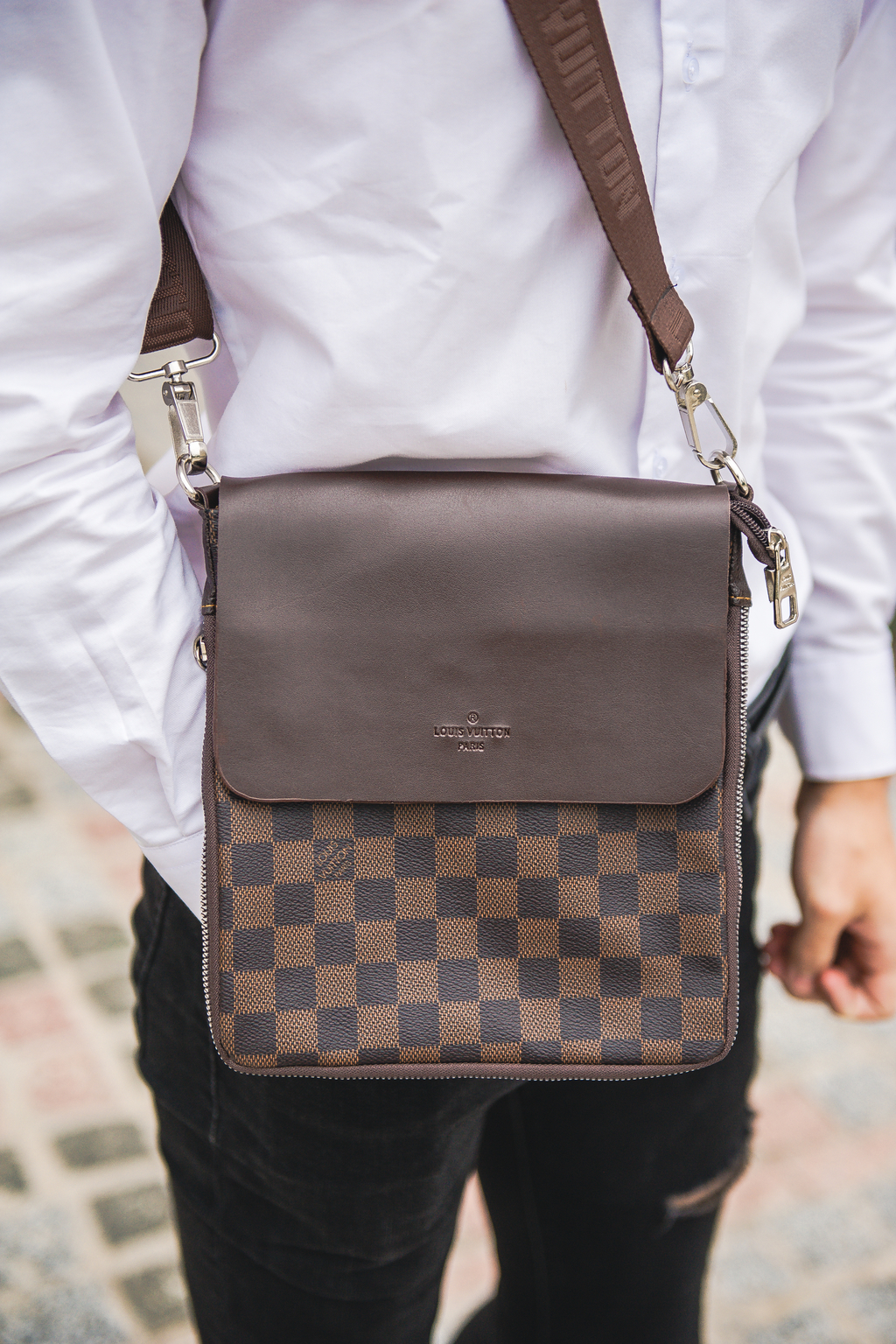 Мужская сумка через плечо коричневая Louis Vuitton