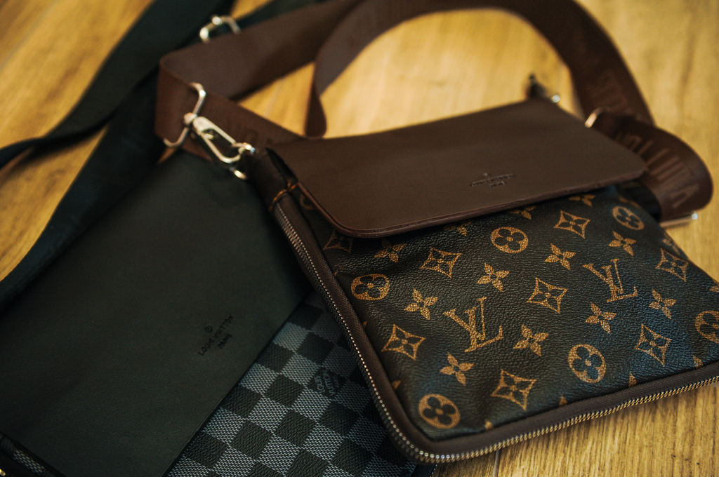 сумка через плечо для документов