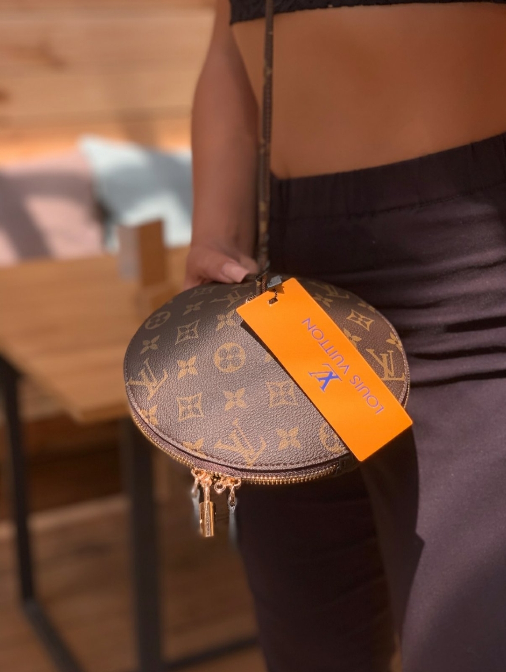 Сумка круглая женская